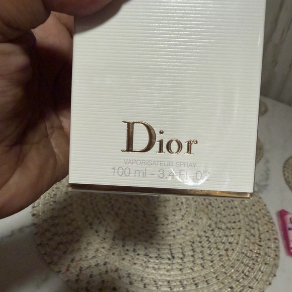 J'adore Eau de Parfum - Picture 8 of 9